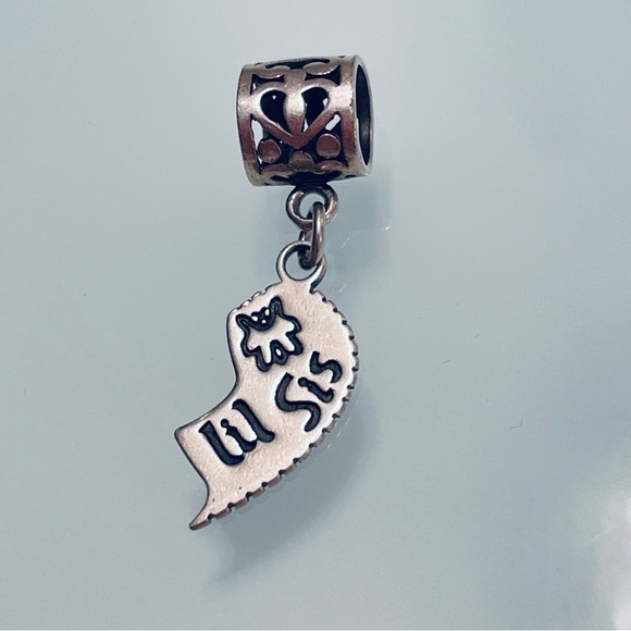 Little SIS Heart Sister Bead Charm Sterling Silv Fit European & Pandora … - Picture 1 of 5